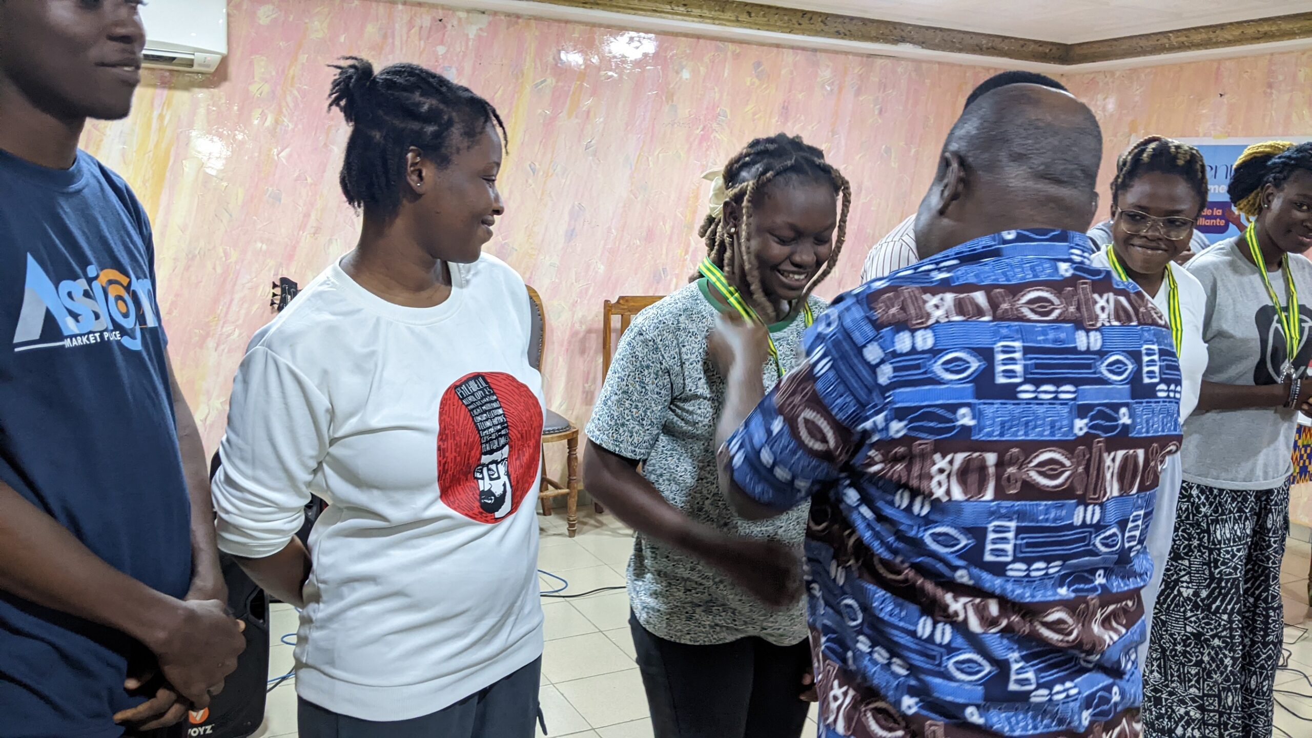 PXL_20250907_220342302